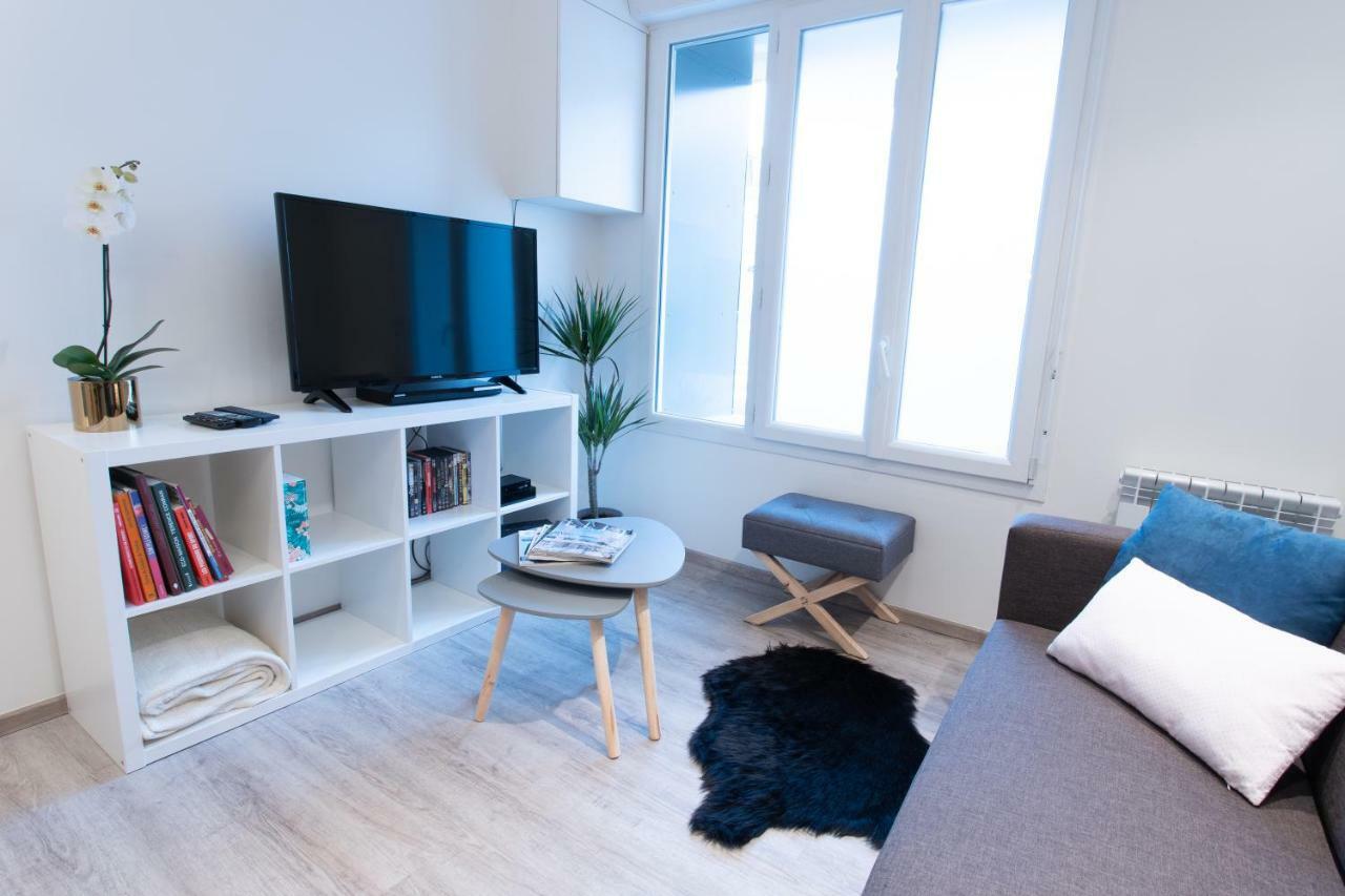 Appartement Au Pied De La Cathedrale Reims Eksteriør billede